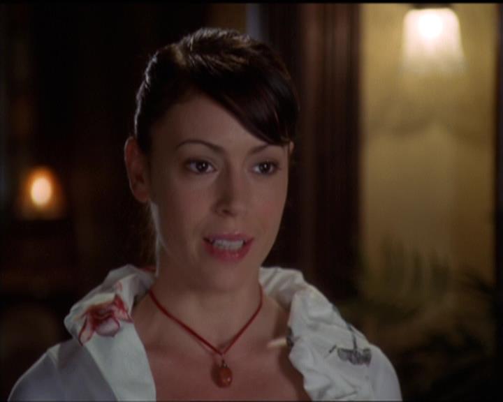 Charmed-Online-dot-511TheImportanceOfBeingPhoebe2432.jpg