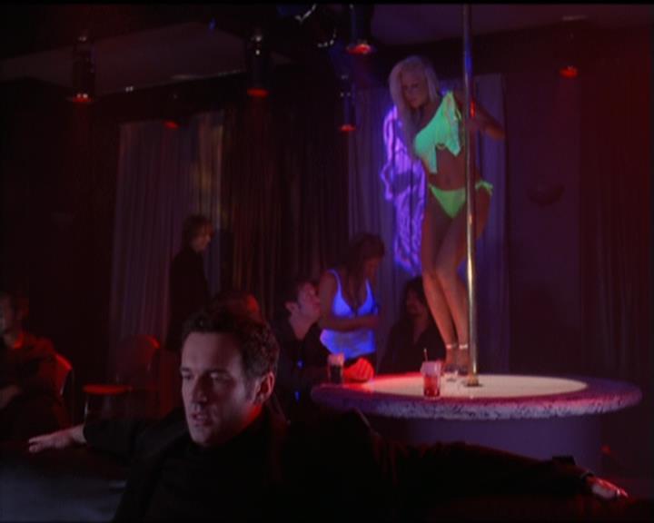 Charmed-Online-dot-511TheImportanceOfBeingPhoebe2457.jpg