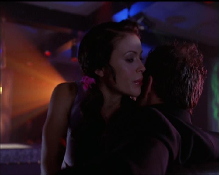 Charmed-Online-dot-511TheImportanceOfBeingPhoebe2479.jpg