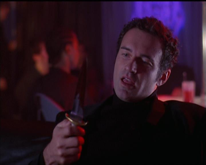 Charmed-Online-dot-511TheImportanceOfBeingPhoebe2493.jpg