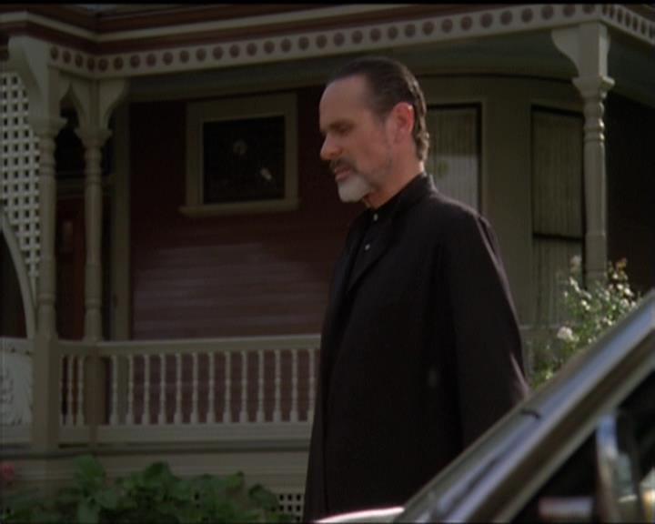 Charmed-Online-dot-512CentennialCharmed1145.jpg