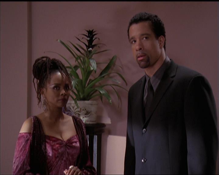 Charmed-Online-dot-512CentennialCharmed1726.jpg