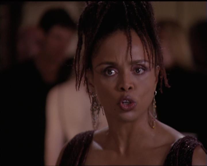 Charmed-Online-dot-512CentennialCharmed1761.jpg
