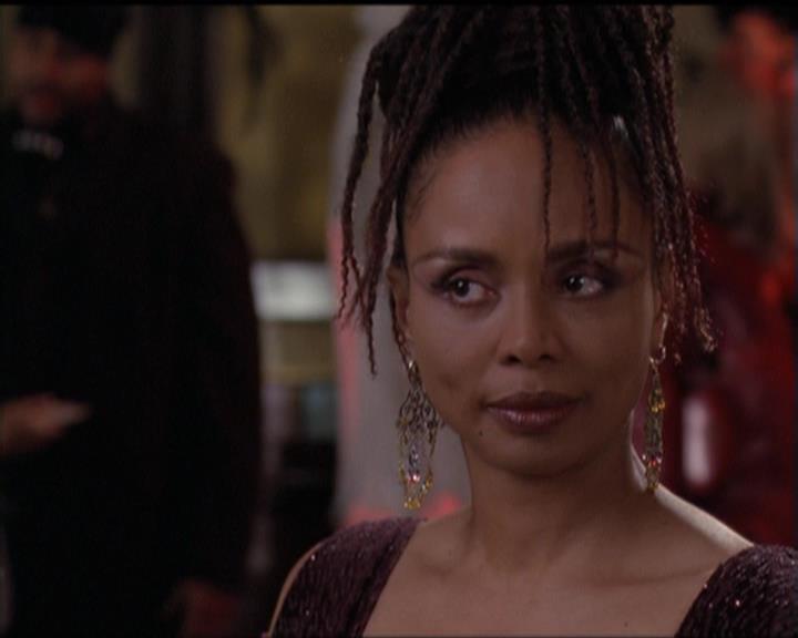 Charmed-Online-dot-512CentennialCharmed1797.jpg