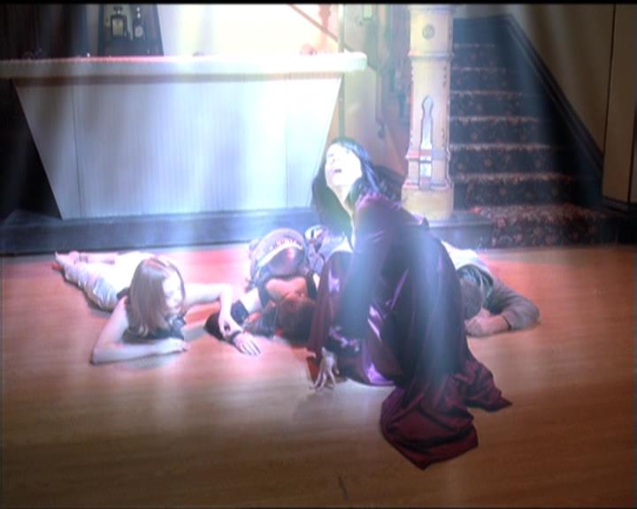 Charmed-Online-dot-512CentennialCharmed2269.jpg