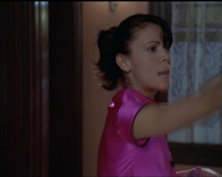Charmed-Online-dot-513HouseCall0150.jpg