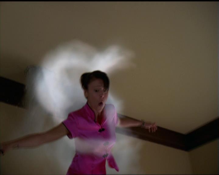 Charmed-Online-dot-513HouseCall0209.jpg