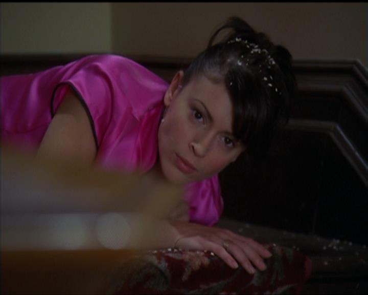 Charmed-Online-dot-513HouseCall0233.jpg