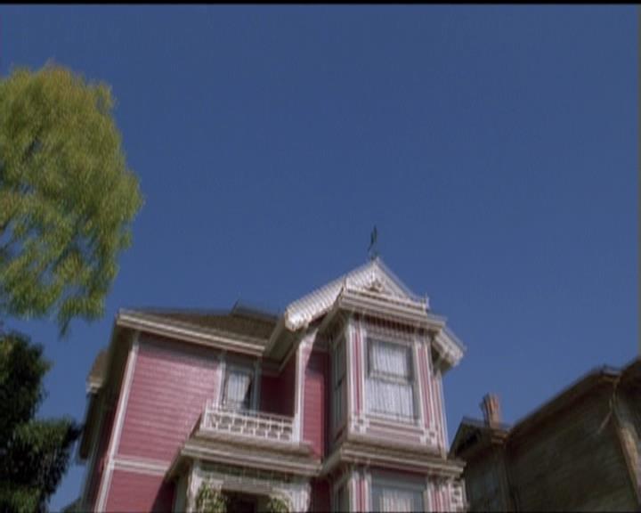 Charmed-Online-dot-513HouseCall0309.jpg