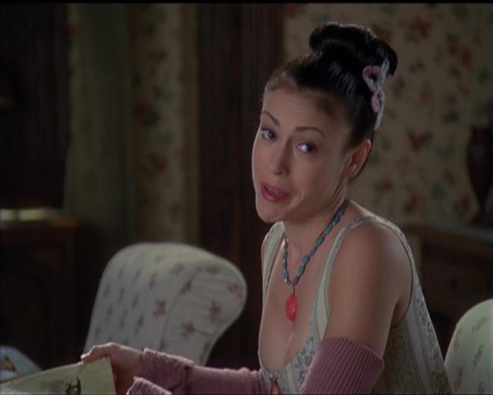 Charmed-Online-dot-513HouseCall0387.jpg