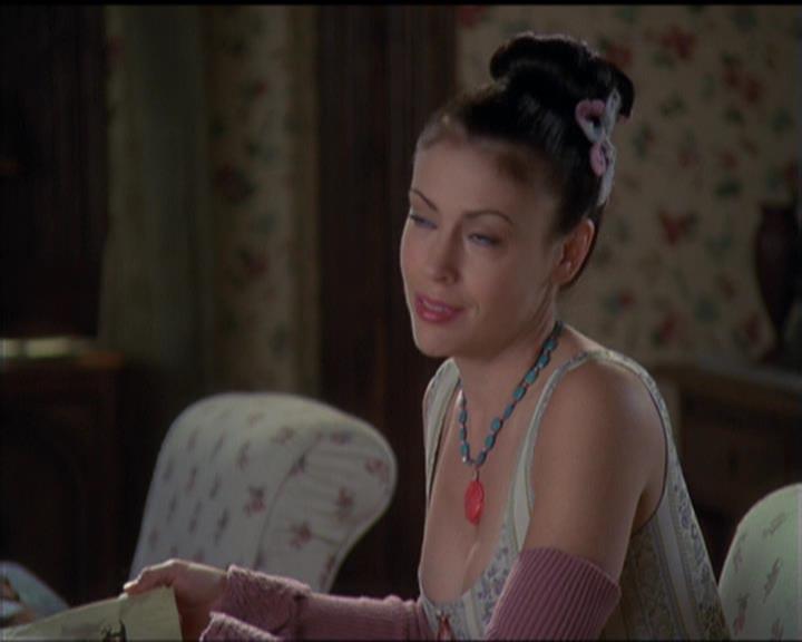 Charmed-Online-dot-513HouseCall0390.jpg
