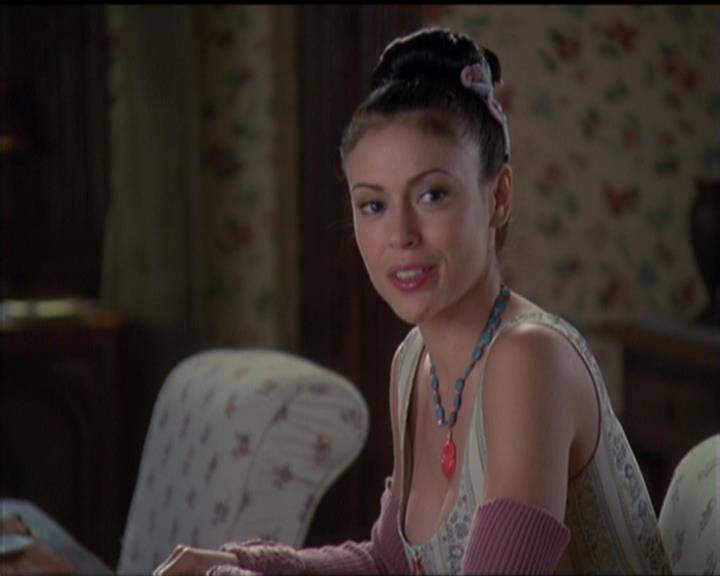 Charmed-Online-dot-513HouseCall0410.jpg