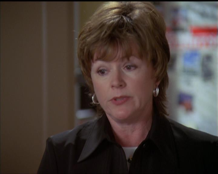 Charmed-Online-dot-513HouseCall0638.jpg