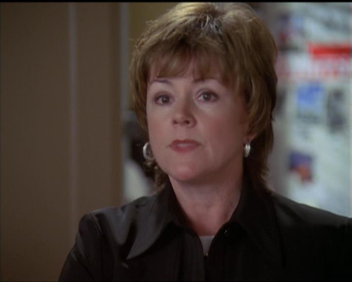 Charmed-Online-dot-513HouseCall0641.jpg