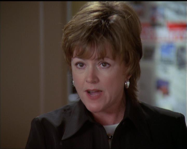 Charmed-Online-dot-513HouseCall0645.jpg