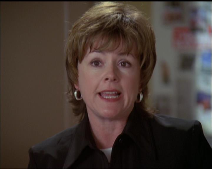 Charmed-Online-dot-513HouseCall0667.jpg