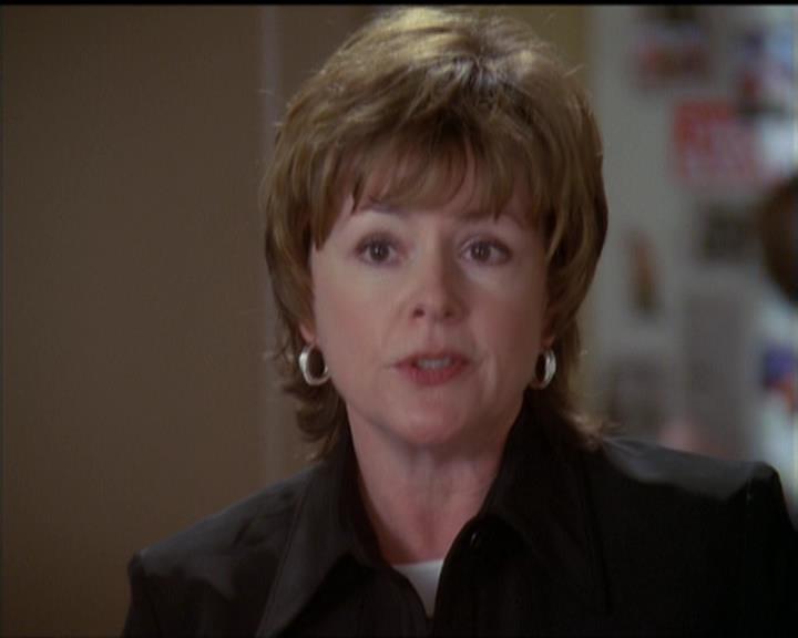 Charmed-Online-dot-513HouseCall0668.jpg