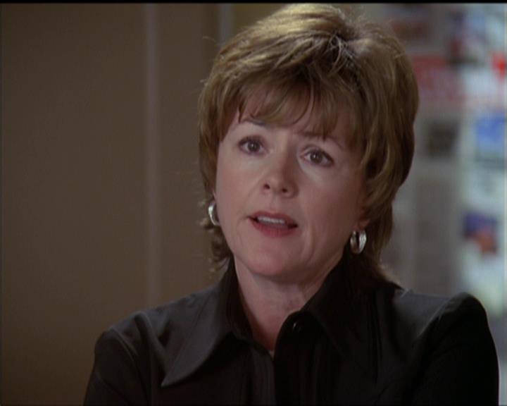 Charmed-Online-dot-513HouseCall0692.jpg