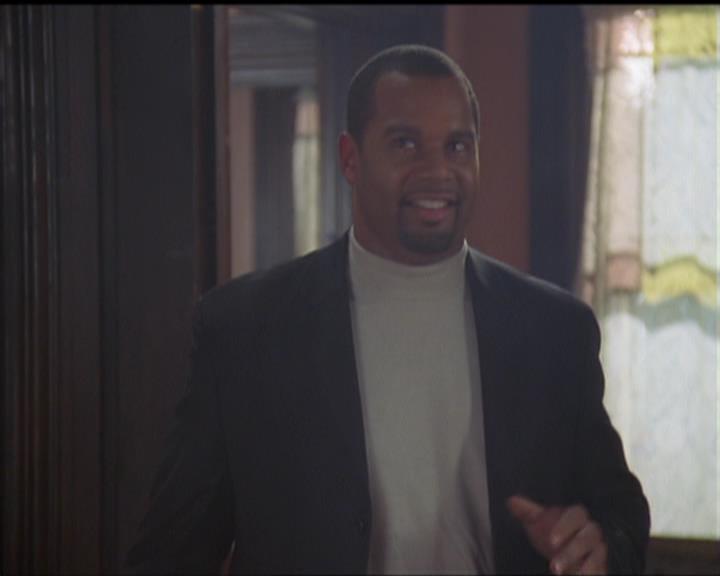 Charmed-Online-dot-513HouseCall0805.jpg