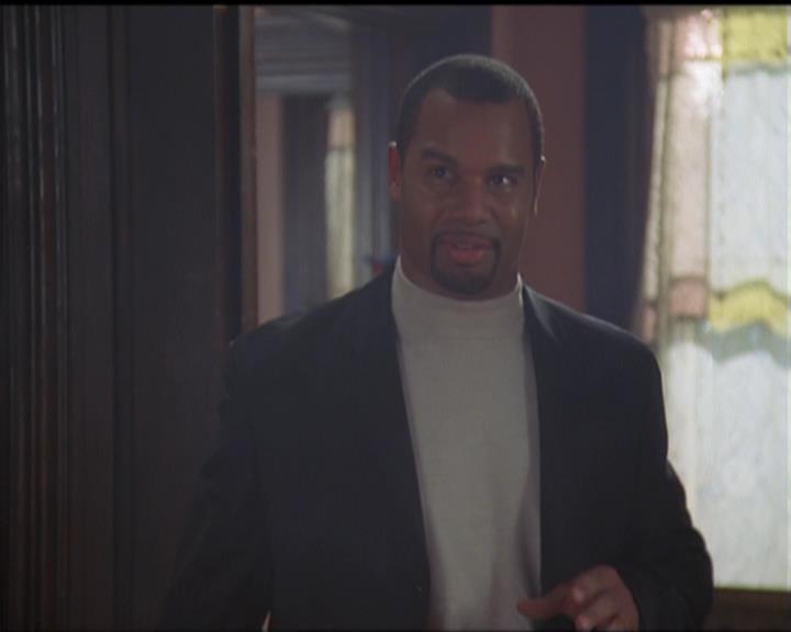 Charmed-Online-dot-513HouseCall0807.jpg