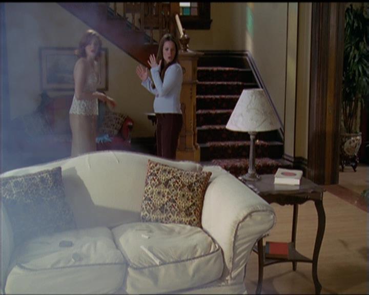 Charmed-Online-dot-513HouseCall0966.jpg