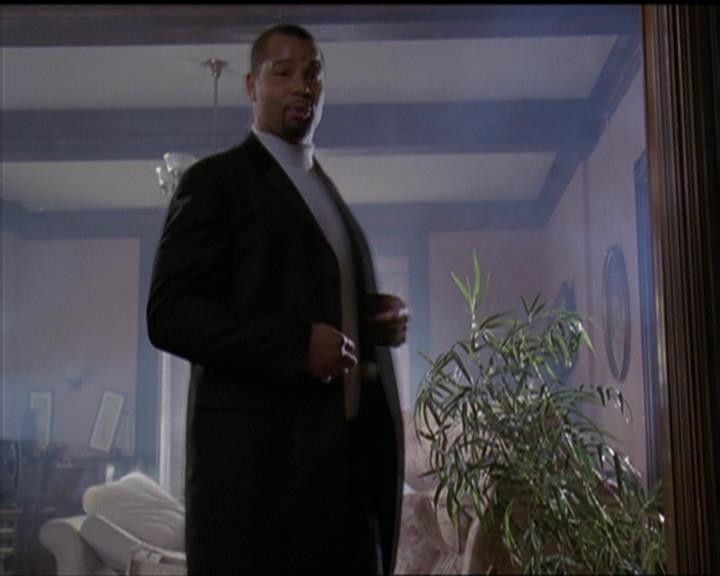 Charmed-Online-dot-513HouseCall1003.jpg