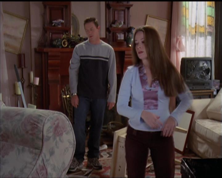 Charmed-Online-dot-513HouseCall1068.jpg