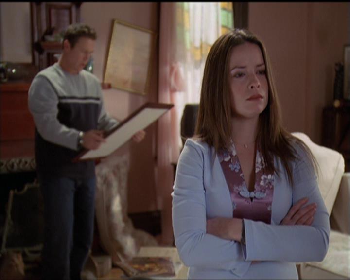 Charmed-Online-dot-513HouseCall1115.jpg