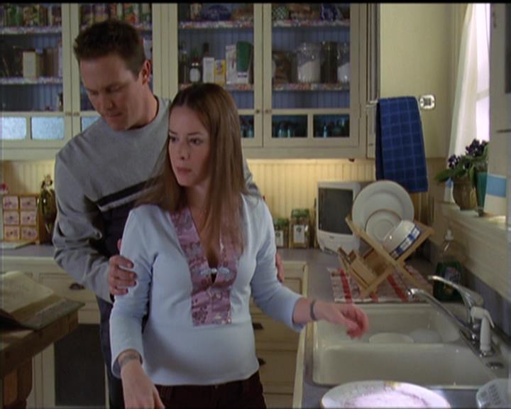 Charmed-Online-dot-513HouseCall1350.jpg Charmed-Online-dot-513HouseCall1350.jpg