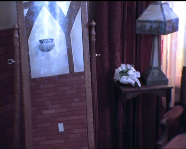 Charmed-Online-dot-513HouseCall1575.jpg