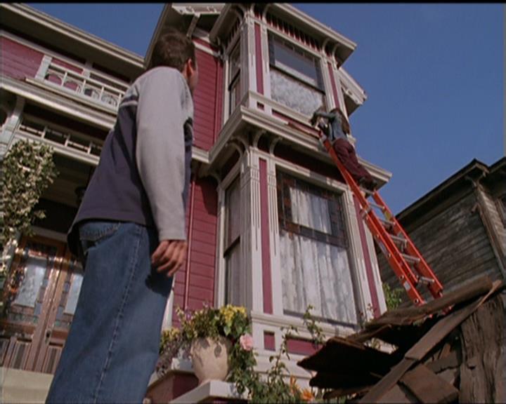 Charmed-Online-dot-513HouseCall1779.jpg