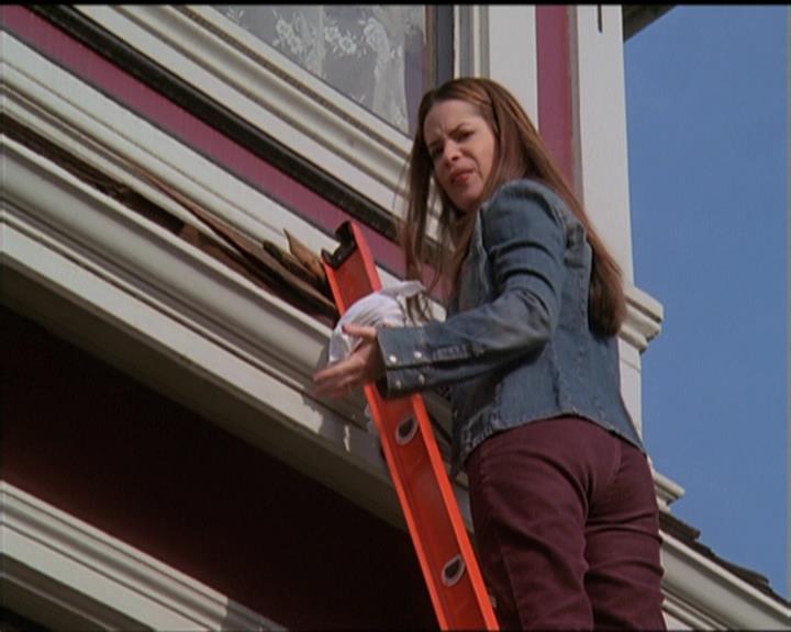 Charmed-Online-dot-513HouseCall1783.jpg