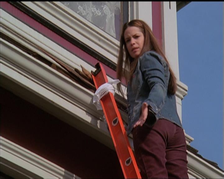 Charmed-Online-dot-513HouseCall1784.jpg