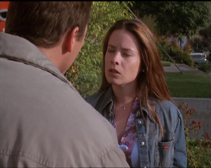 Charmed-Online-dot-513HouseCall1801.jpg