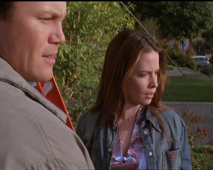 Charmed-Online-dot-513HouseCall1805.jpg