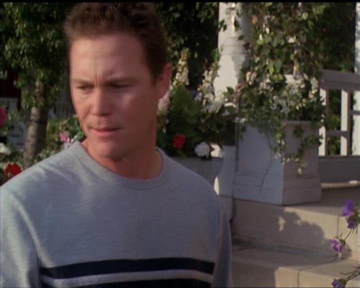 Charmed-Online-dot-513HouseCall1829.jpg