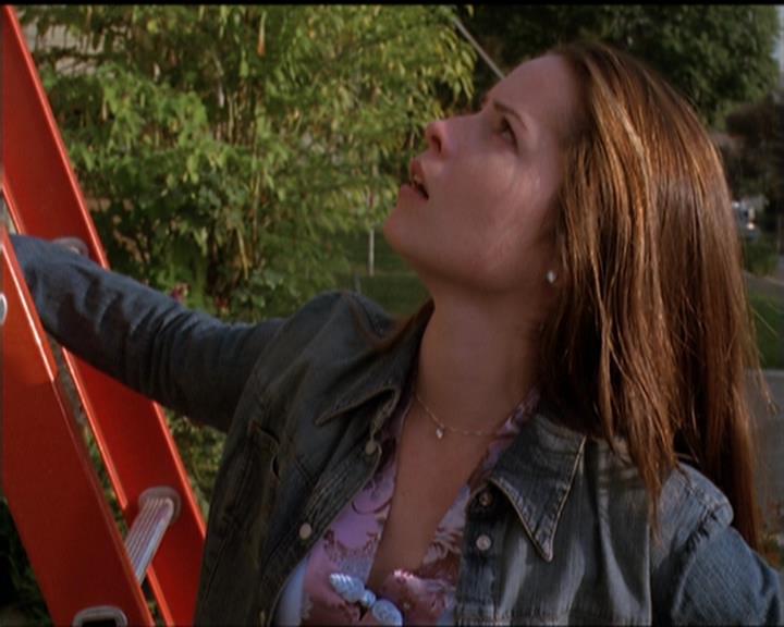 Charmed-Online-dot-513HouseCall1839.jpg
