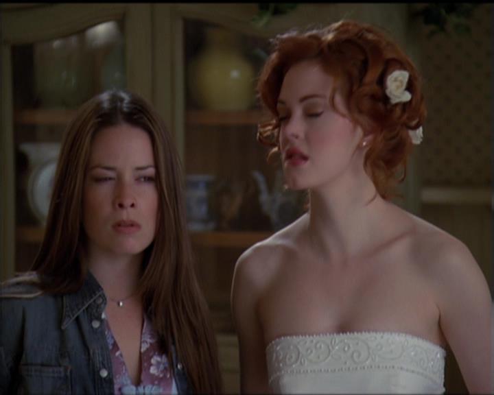 Charmed-Online-dot-513HouseCall2118.jpg