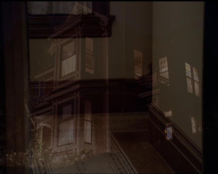 Charmed-Online-dot-513HouseCall2206.jpg