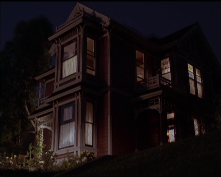 Charmed-Online-dot-513HouseCall2208.jpg