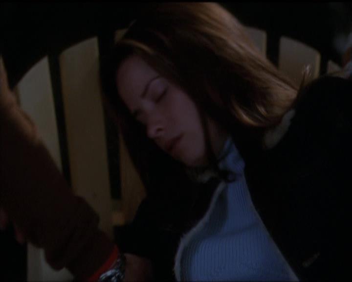 Charmed-Online-dot-515TheDayTheMagicDied0120.jpg