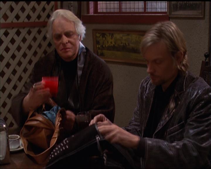 Charmed-Online-dot-515TheDayTheMagicDied1730.jpg