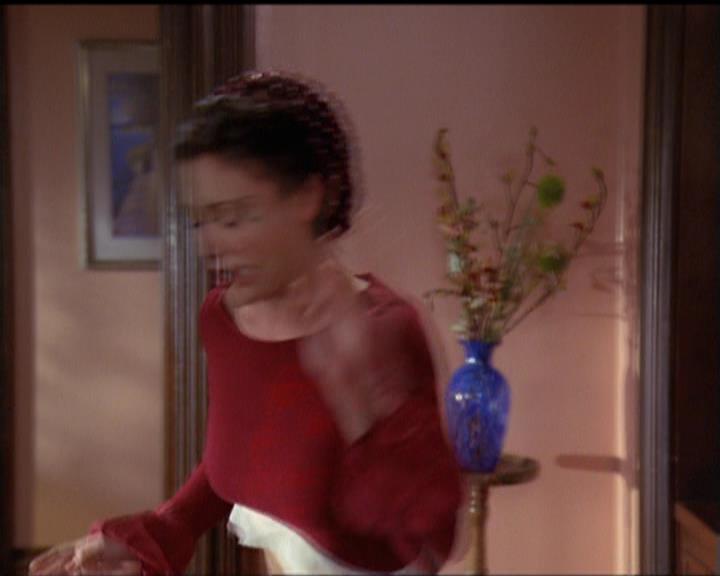 Charmed-Online-dot-516BabysFirstDemon0165.jpg
