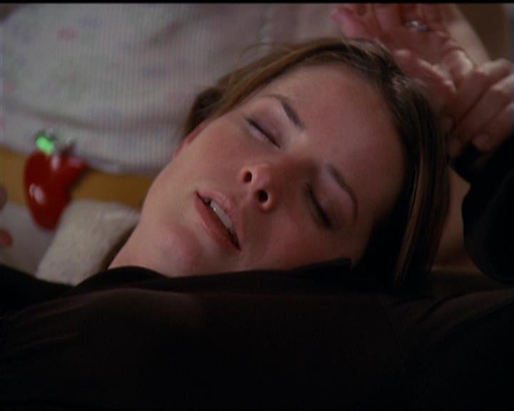 Charmed-Online-dot-516BabysFirstDemon1062.jpg Charmed-Online-dot-516BabysFirstDemon1062.jpg