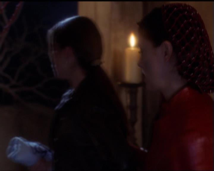 Charmed-Online-dot-516BabysFirstDemon2165.jpg