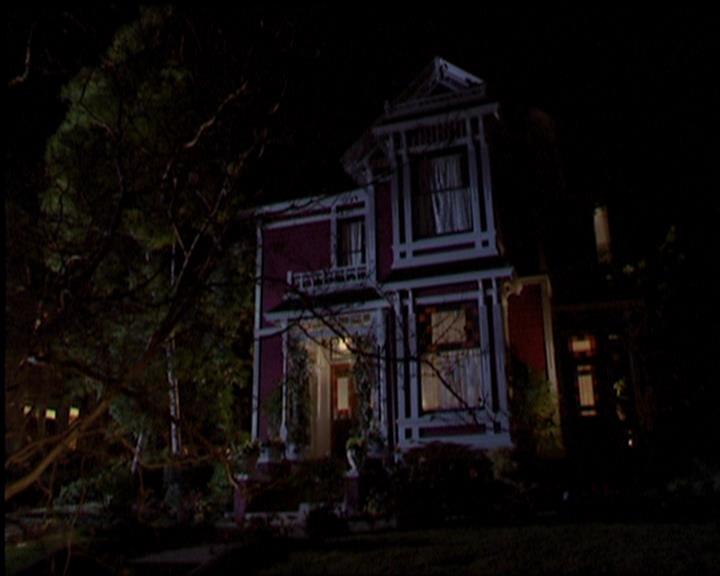 Charmed-Online-dot-516BabysFirstDemon2169.jpg