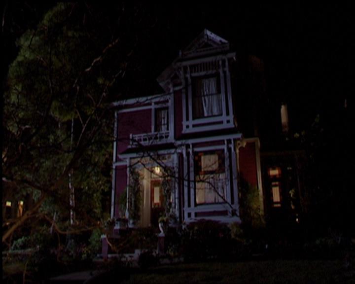 Charmed-Online-dot-516BabysFirstDemon2170.jpg