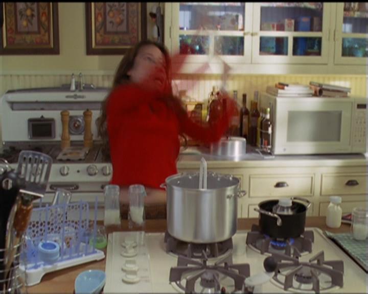 Charmed-Online-dot-517LuckyCharmed0348.jpg