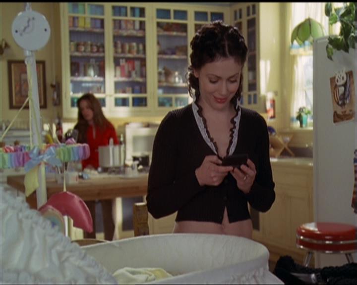 Charmed-Online-dot-517LuckyCharmed0356.jpg