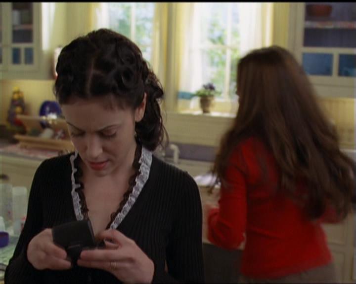 Charmed-Online-dot-517LuckyCharmed0378.jpg Charmed-Online-dot-517LuckyCharmed0378.jpg